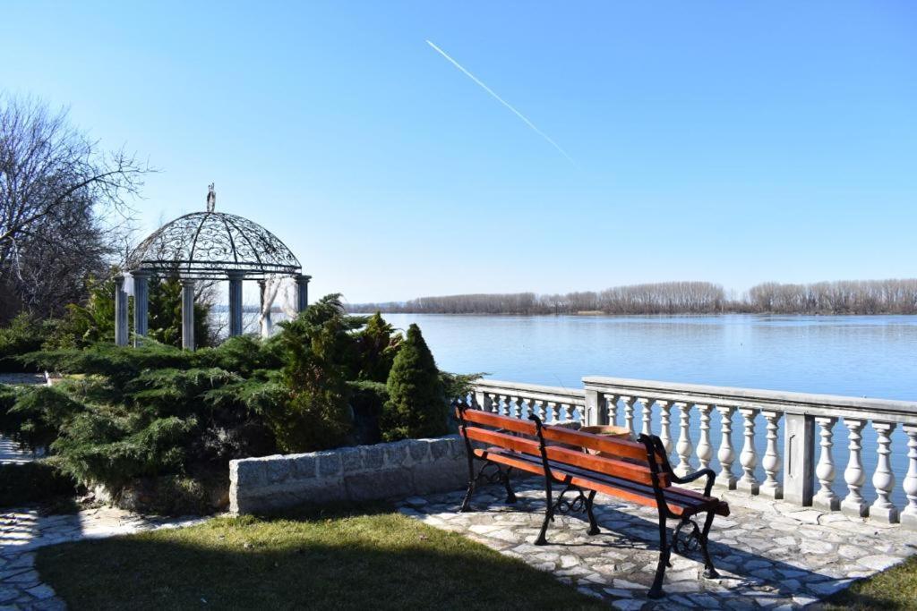 Vila Jugovo S سميديريفو المظهر الخارجي الصورة